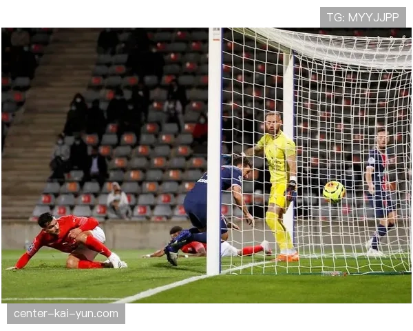 法甲裁判管理部门进行判罚审核 强调复杂场景下裁量权合理性